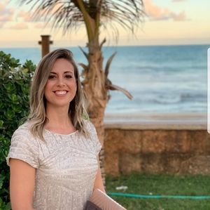 Meet your Posher, Thais